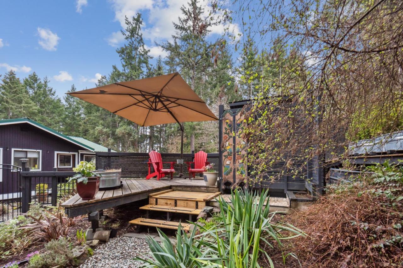 Salt Spring Carriage House B&B Ganges 외부 사진