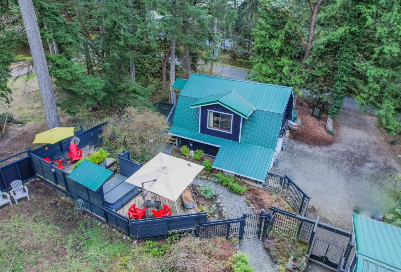 Salt Spring Carriage House B&B Ganges 외부 사진