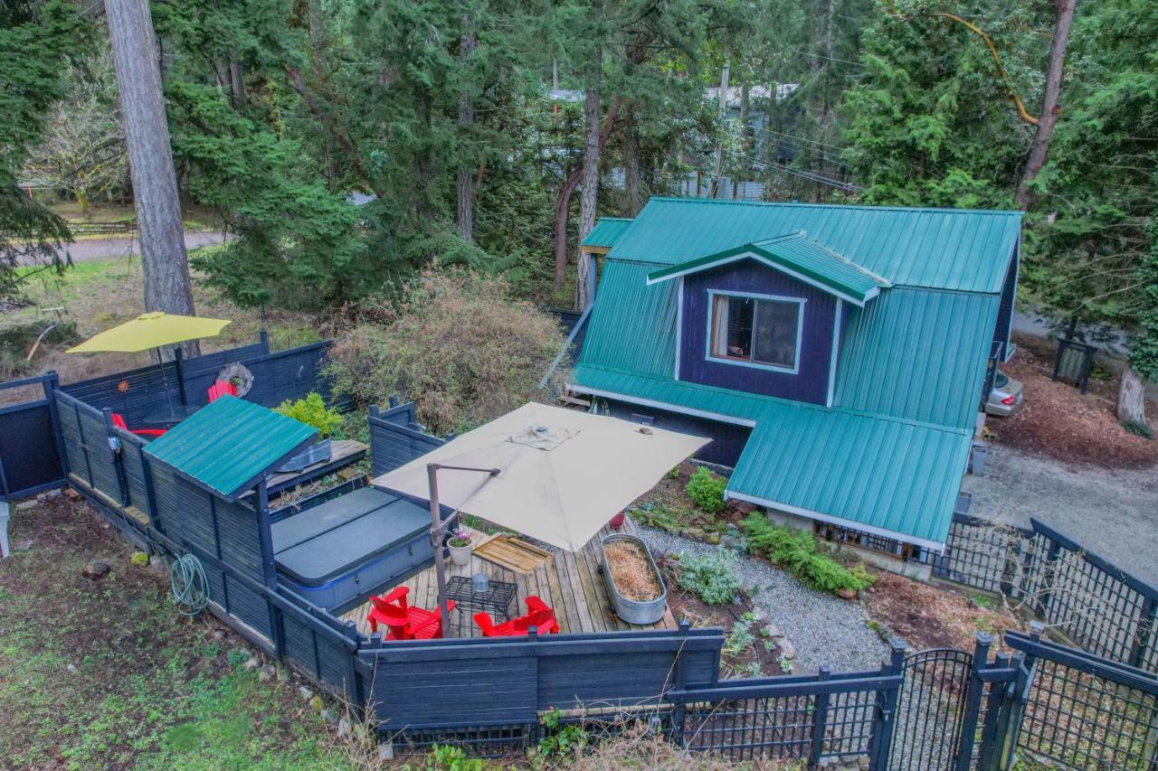 Salt Spring Carriage House B&B Ganges 외부 사진